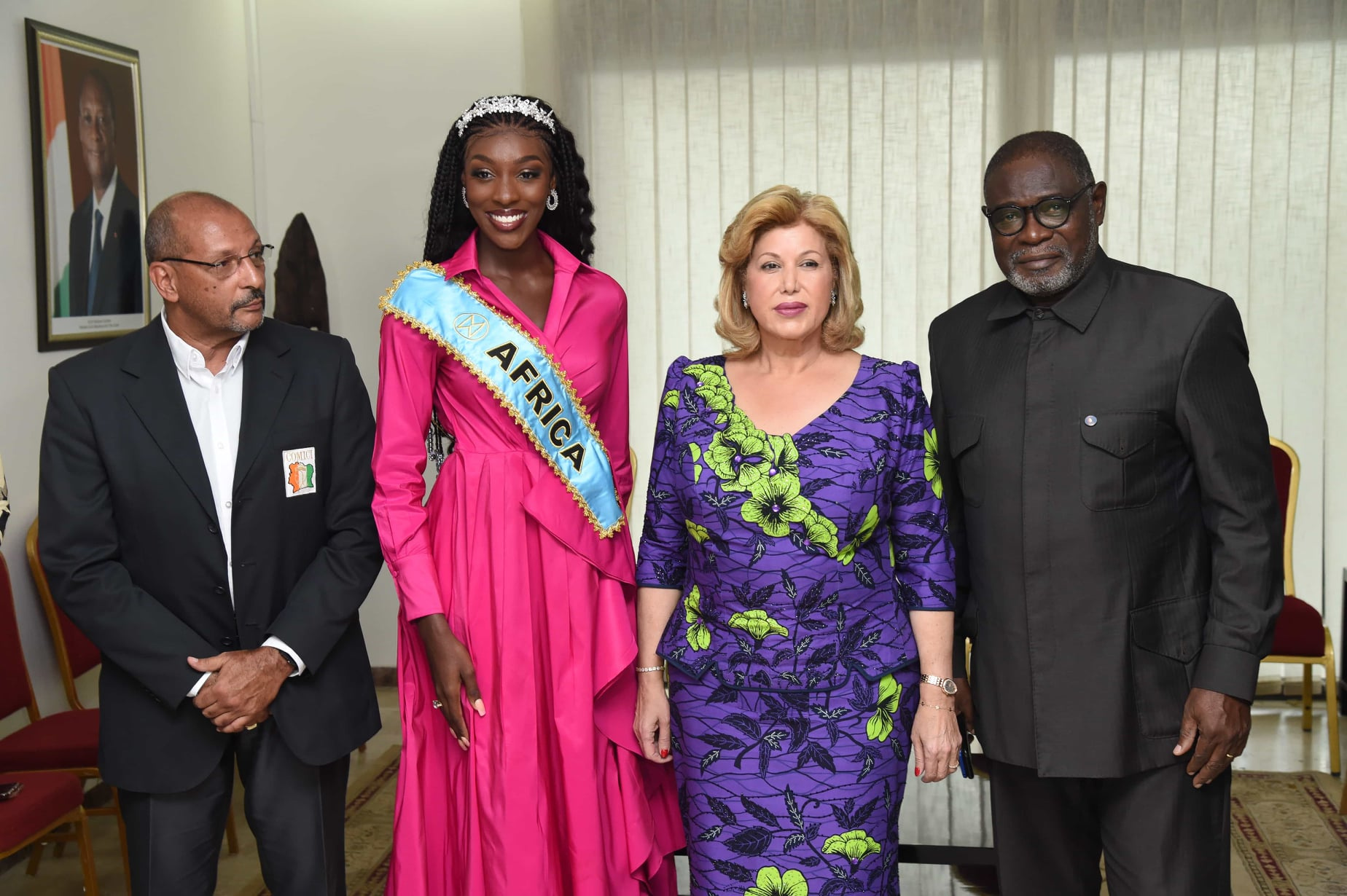 Marraine du concours Miss Côte d’Ivoire : La Première Dame offre un appartement à Olivia Yacé